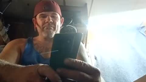 Snapshot of hornyhungwhiteboy4u269 chatting on 05.28.26 hornyhungwhiteboy4u269 online show from 05.28.26