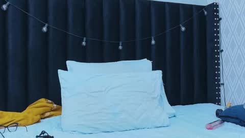 Natasha  online show from 10.13.25