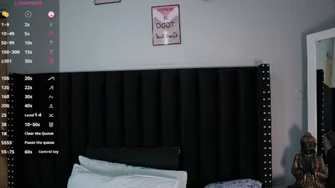 Snapshot of hornylatimommy chatting on 07.20.26 Natasha online show from 07.20.26
