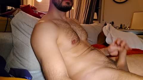 Snapshot of hornymotherfucker435 chatting on 12.30.24 Sam online show from 12.30.24
