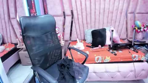 hornyskinny26 online show from 04.04.26