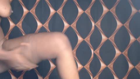 Snapshot of hornyslut_xx chatting on 07.19.26 Bella online show from 07.19.26
