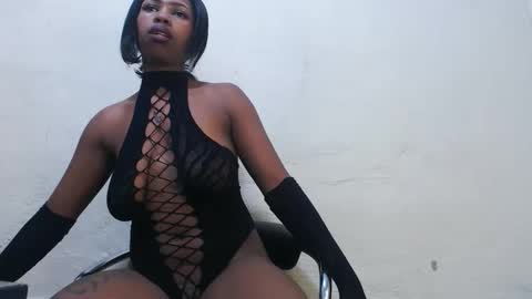 hornysnowie23x online show from 11.16.25