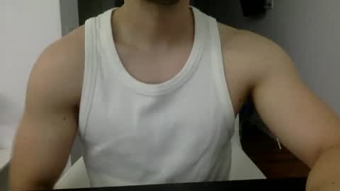 Snapshot of hornyspaniard93 chatting on 06.13.26 hornyspaniard93 online show from 06.13.26