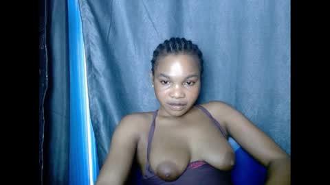 Snapshot of hornyxbum chatting on 12.16.24 hornyxbum online show from 12.16.24