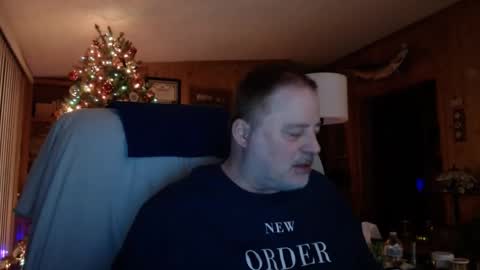 Snapshot of horsebigballs chatting on 01.31.25 horsebigballs online show from 01.31.25