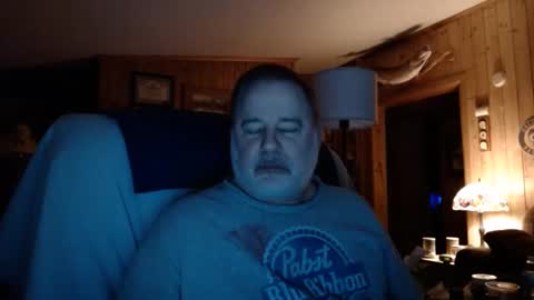 Snapshot of horsebigballs chatting on 02.05.25 horsebigballs online show from 02.05.25