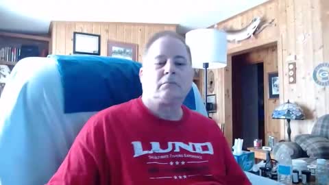 Snapshot of horsebigballs chatting on 02.11.25 horsebigballs online show from 02.11.25