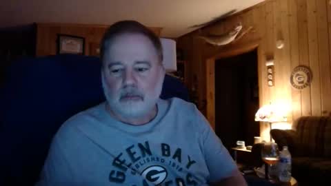 Snapshot of horsebigballs chatting on 11.09.25 horsebigballs online show from 11.09.25