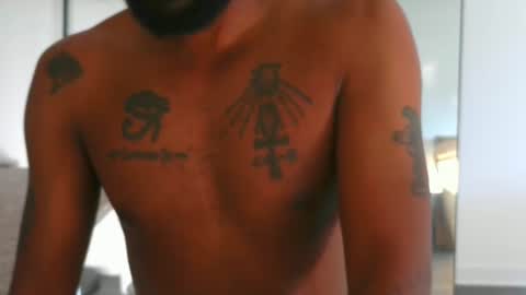 Horus00 online show from 12.12.24