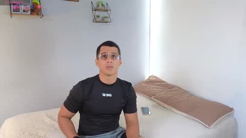 Snapshot of hot69temptation chatting on 02.26.25 Marcus Tatti online show from 02.26.25