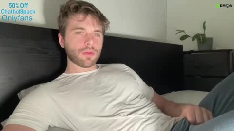 Snapshot of hot8pack01 chatting on 03.06.25 Edward aka Wolf online show from 03.06.25