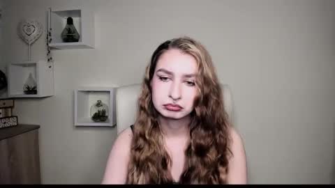 NINA online show from 10.29.25