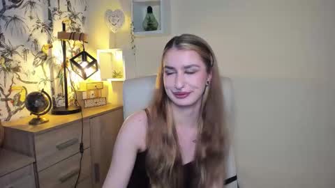 NINA online show from 11.12.25