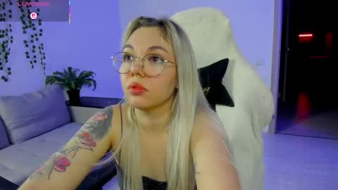   online show from 11.15.25