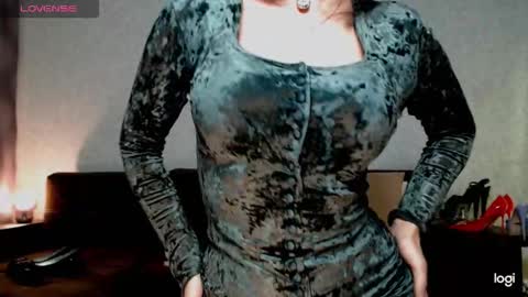 Liza online show from 10.28.25