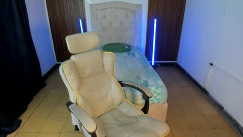 hot bunny online show from 11.29.25