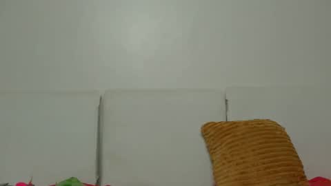 Snapshot of hot_chiqqq chatting on 05.19.26 hot_chiqqq online show from 05.19.26