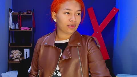 hot chocolate 4u online show from 02.08.25