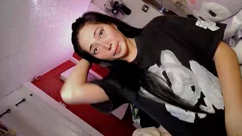 Snapshot of hot_claudia69 chatting on 04.28.26 its me CLAUDIA online show from 04.28.26