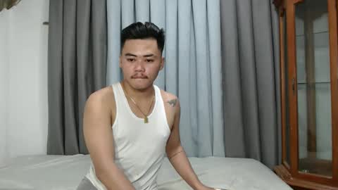 hot_emmanuel online show from 10.19.25