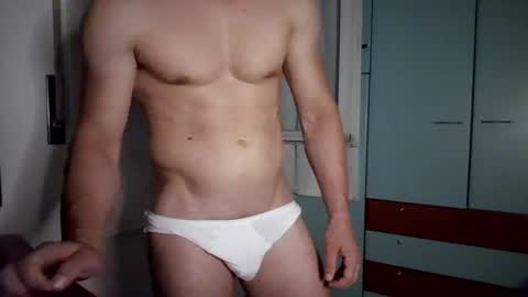 hot_italianboy online show from 07.13.26