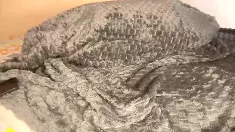 Hot latin couple online show from 04.13.26