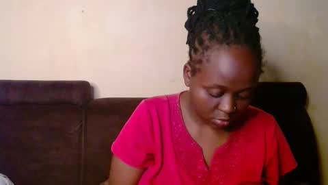 Linah online show from 11.16.25