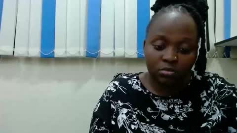 Linah online show from 12.18.25