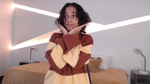 Alana online show from 12.24.24