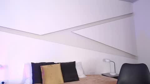 Alana online show from 02.25.25