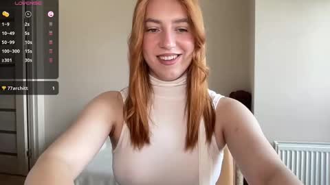 Snapshot of hot_lliinns chatting on 05.18.26 Lina online show from 05.18.26