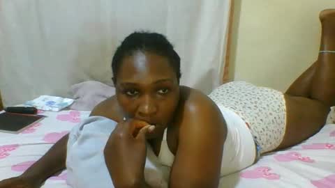 Snapshot of hot_masha chatting on 05.27.26 hot_masha online show from 05.27.26