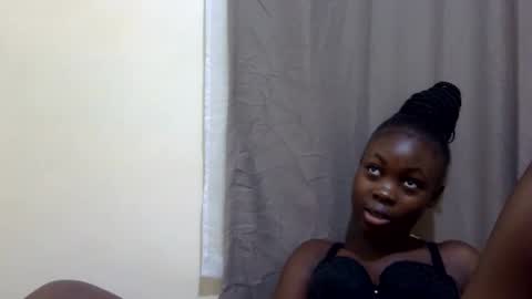 Snapshot of hot_melanie1 chatting on 05.13.26 hot_melanie1 online show from 05.13.26