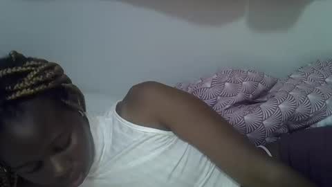 Snapshot of hot_petra2 chatting on 04.30.26 Daddys doll online show from 04.30.26