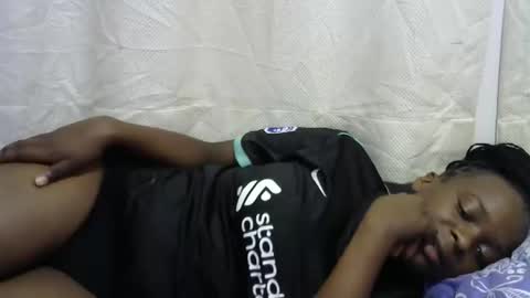 Snapshot of hot_rinah chatting on 12.04.25 Hot rinah online show from 12.04.25