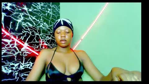 Snapshot of hot_stellaa chatting on 01.07.25 Stella online show from 01.07.25