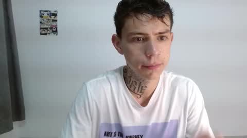 Snapshot of hot_teo_ chatting on 12.03.25 Mateo online show from 12.03.25