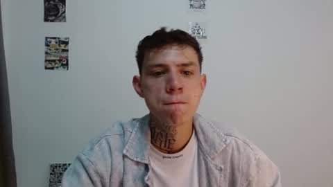 Snapshot of hot_teo_ chatting on 12.16.25 Mateo online show from 12.16.25