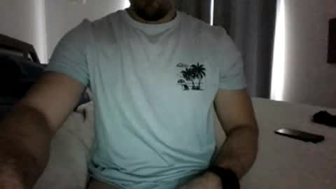 Snapshot of hotandhard123321 chatting on 01.08.26 hotandhard123321 online show from 01.08.26