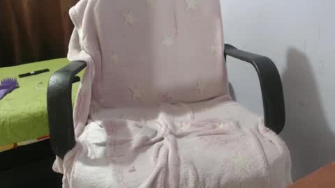 Hot and PowerHOPE U MISS ME online show from 02.25.25