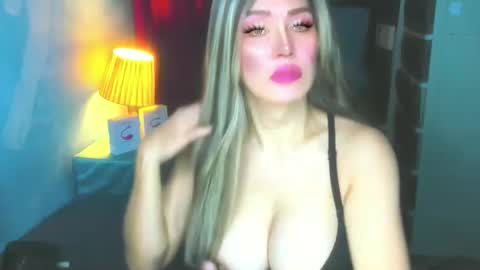 Snapshot of hotbabe_tanya chatting on 03.05.26 T A N Y A online show from 03.05.26