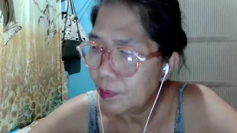 Snapshot of hotbetty_45 chatting on 04.12.26 hotbetty_45 online show from 04.12.26