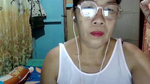 Snapshot of hotbetty_45 chatting on 04.12.26 hotbetty_45 online show from 04.12.26