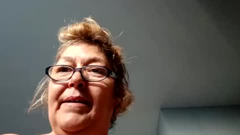 Snapshot of hotboobs117 chatting on 11.19.25 hotboobs117 online show from 11.19.25