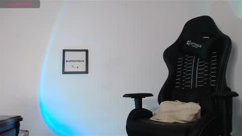 Alex Neon online show from 03.14.26