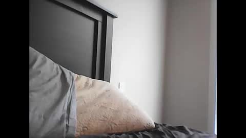 Snapshot of hotcanadianguy94 chatting on 02.21.26 hotcanadianguy94 online show from 02.21.26