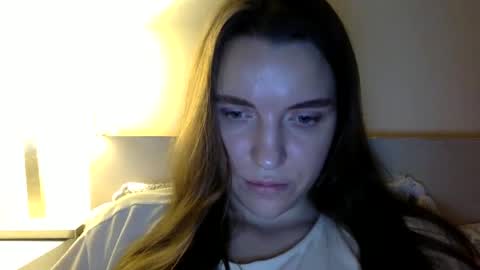 Snapshot of hoteffy chatting on 12.15.24 effy online show from 12.15.24
