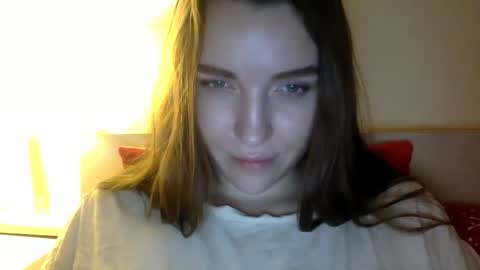 Snapshot of hoteffy chatting on 01.05.25 effy online show from 01.05.25