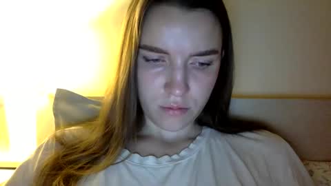 Snapshot of hoteffy chatting on 02.18.25 effy online show from 02.18.25